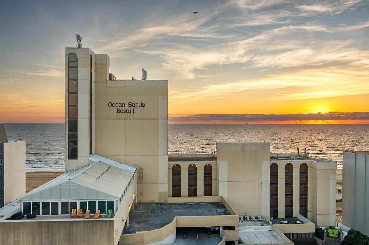 Resort Ocean Sands Resort, Oceanfront, Virginia Beach By Vacatia
