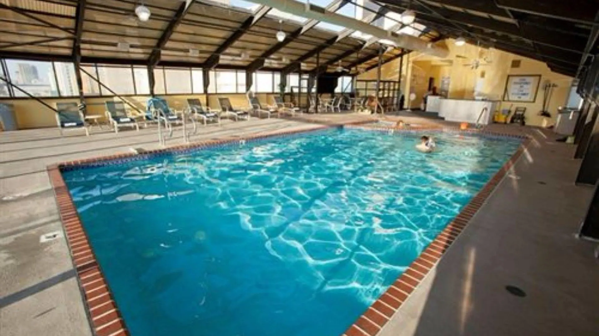 *** Resort Ocean Sands Resort, Oceanfront, Virginia Beach By Vacatia United States